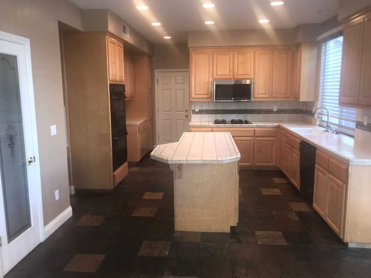 9842 Osprey Point Cir - Photo 6 of 23