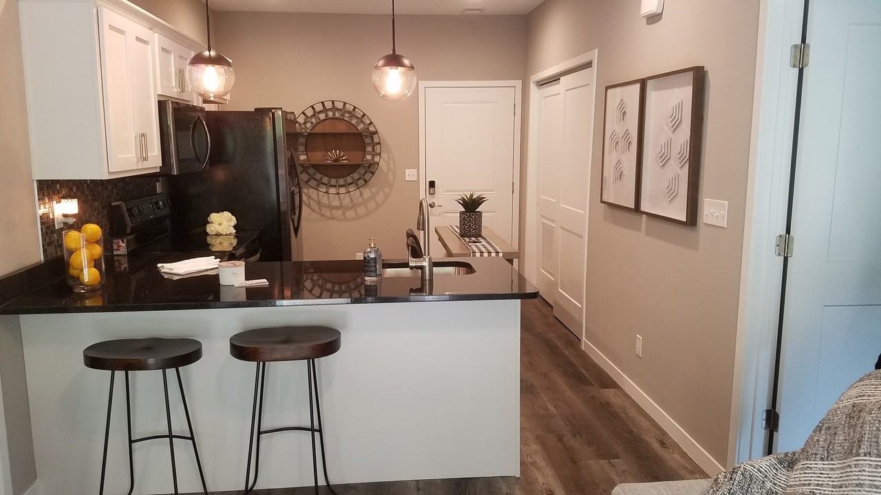 135 Residence Ln #E - Photo 3 of 23