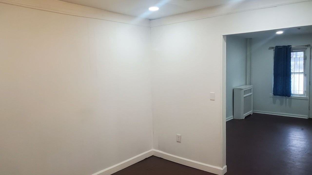 4813 Olive St - Photo 7 of 19