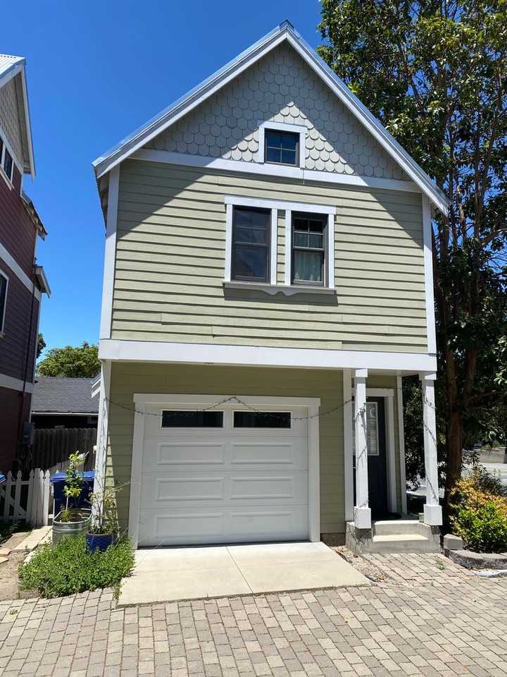 1761 Johnson Ave - Photo 2 of 15