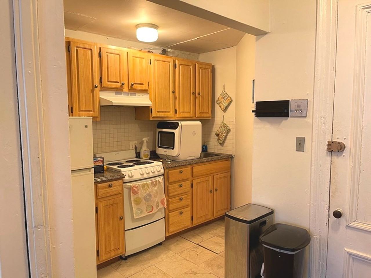 507 Beacon St ## 23 - Photo 3 of 8
