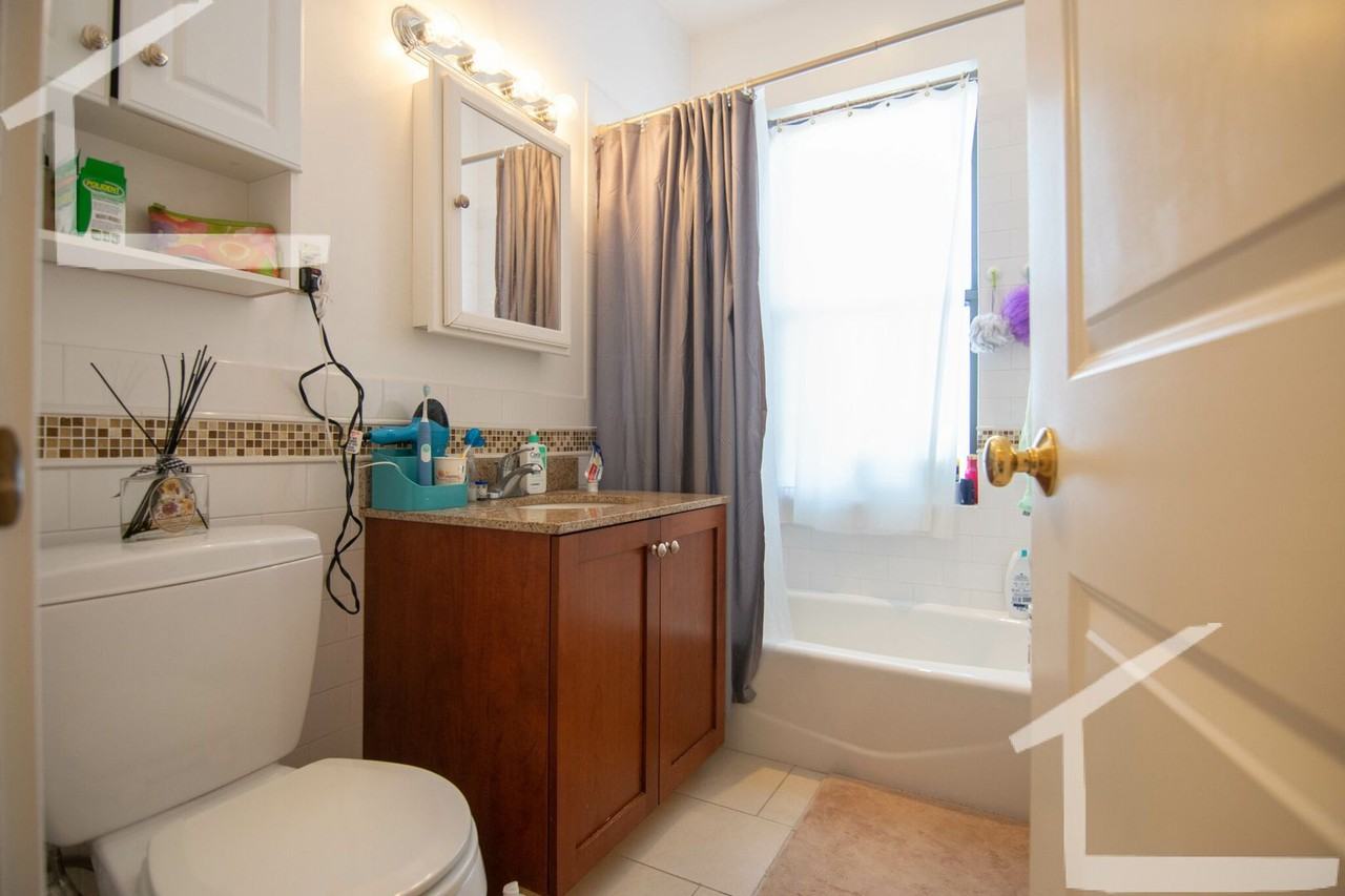 1339 Commonwealth Ave - Photo 6 of 6