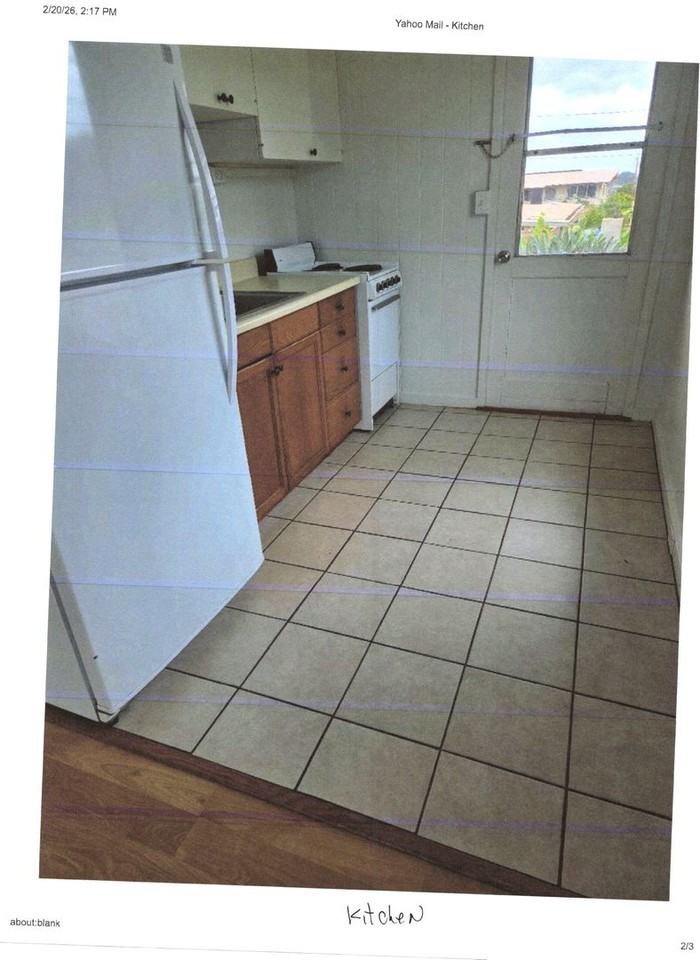 1313 Hoowali St #B - Photo 5 of 7