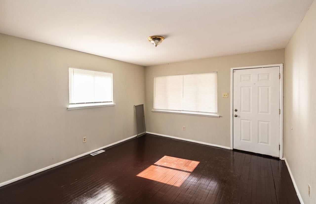 10332 Baron Dr - Photo 7 of 20