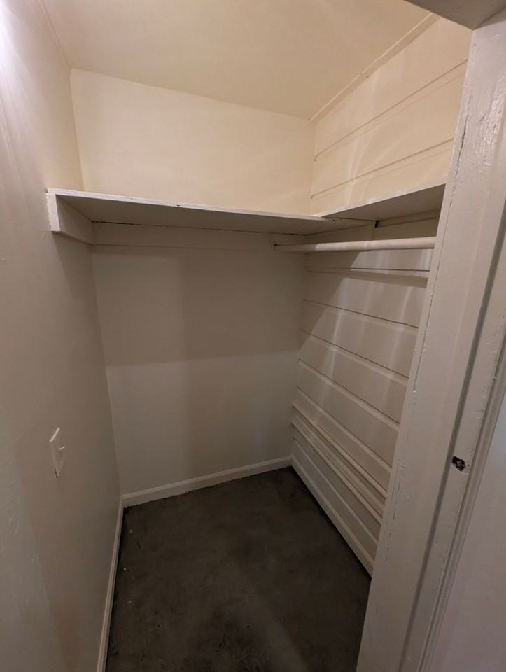 322 Peralta St - Photo 2 of 9