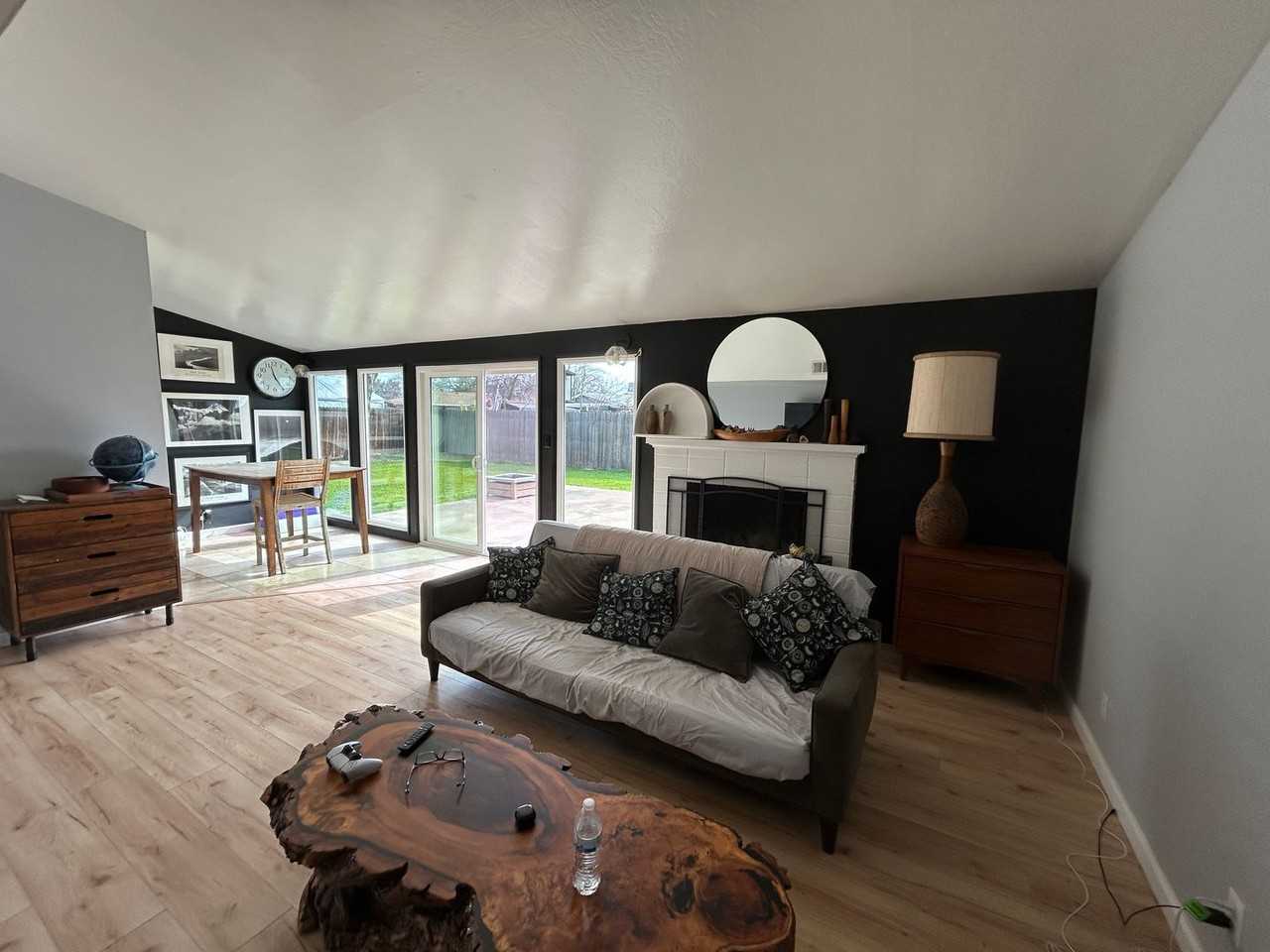 2109 E Lemmon Way - Photo 6 of 24