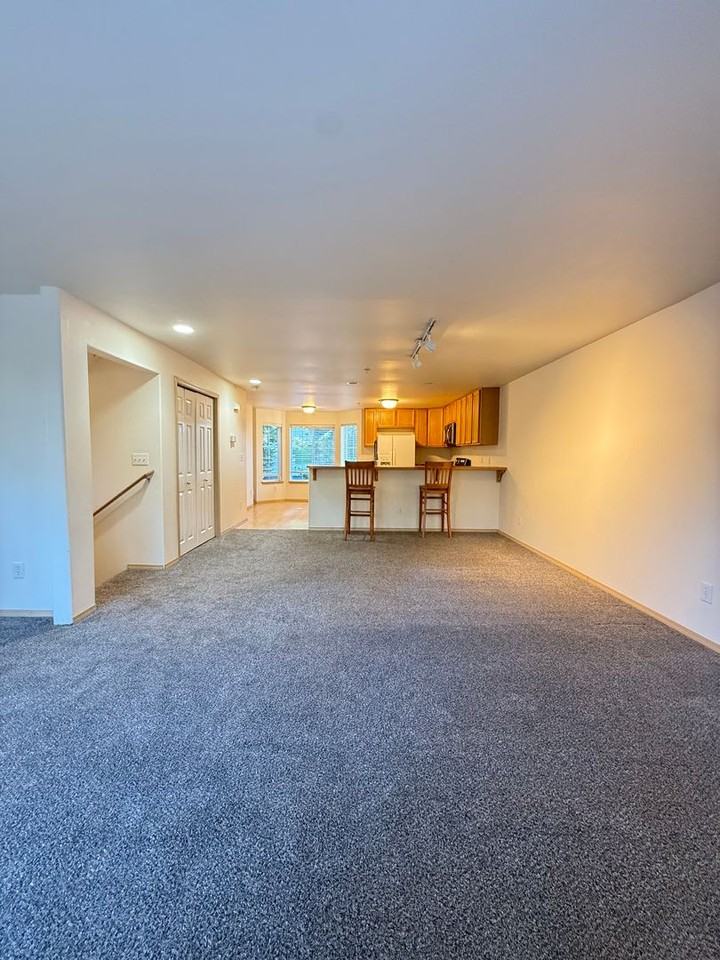 17429 52nd Ave W - Photo 4 of 21