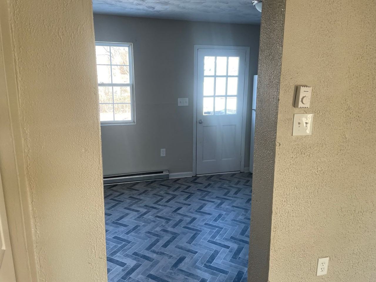 1215 Moorman Ave Nw - Photo 4 of 20