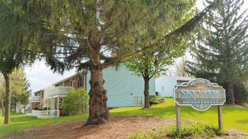 featured image of 2108 Muir Field Rd