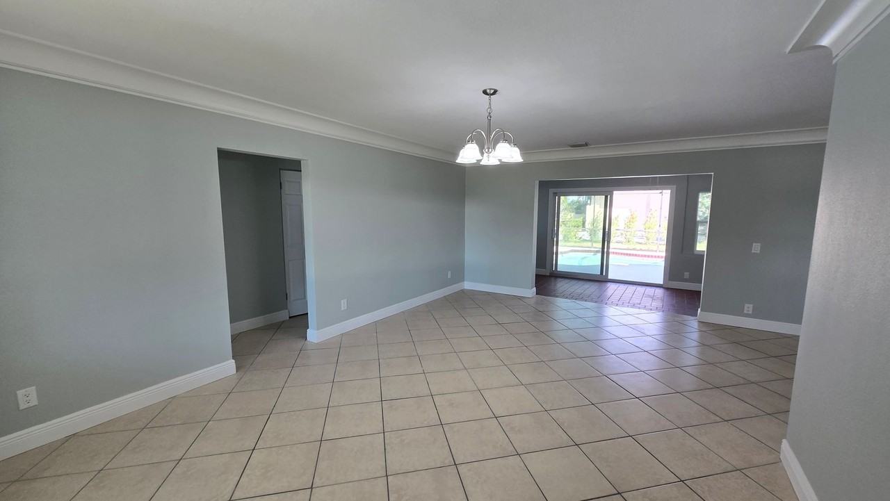 2001 Saint George Dr - Photo 3 of 40