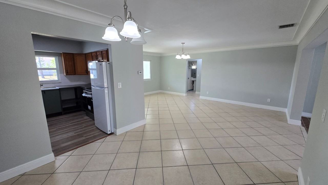 2001 Saint George Dr - Photo 6 of 40