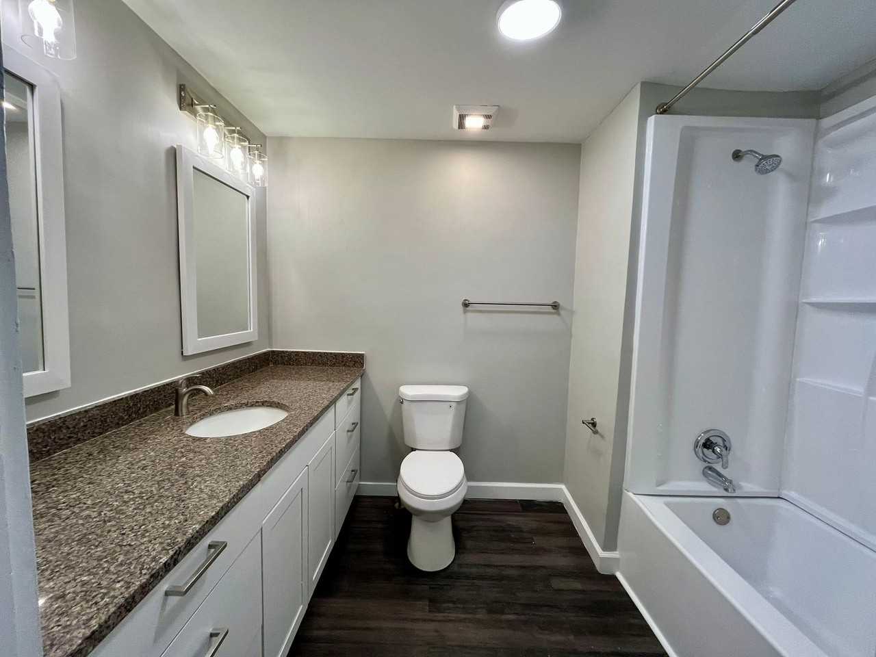 2009 Grand Ave - Photo 7 of 16