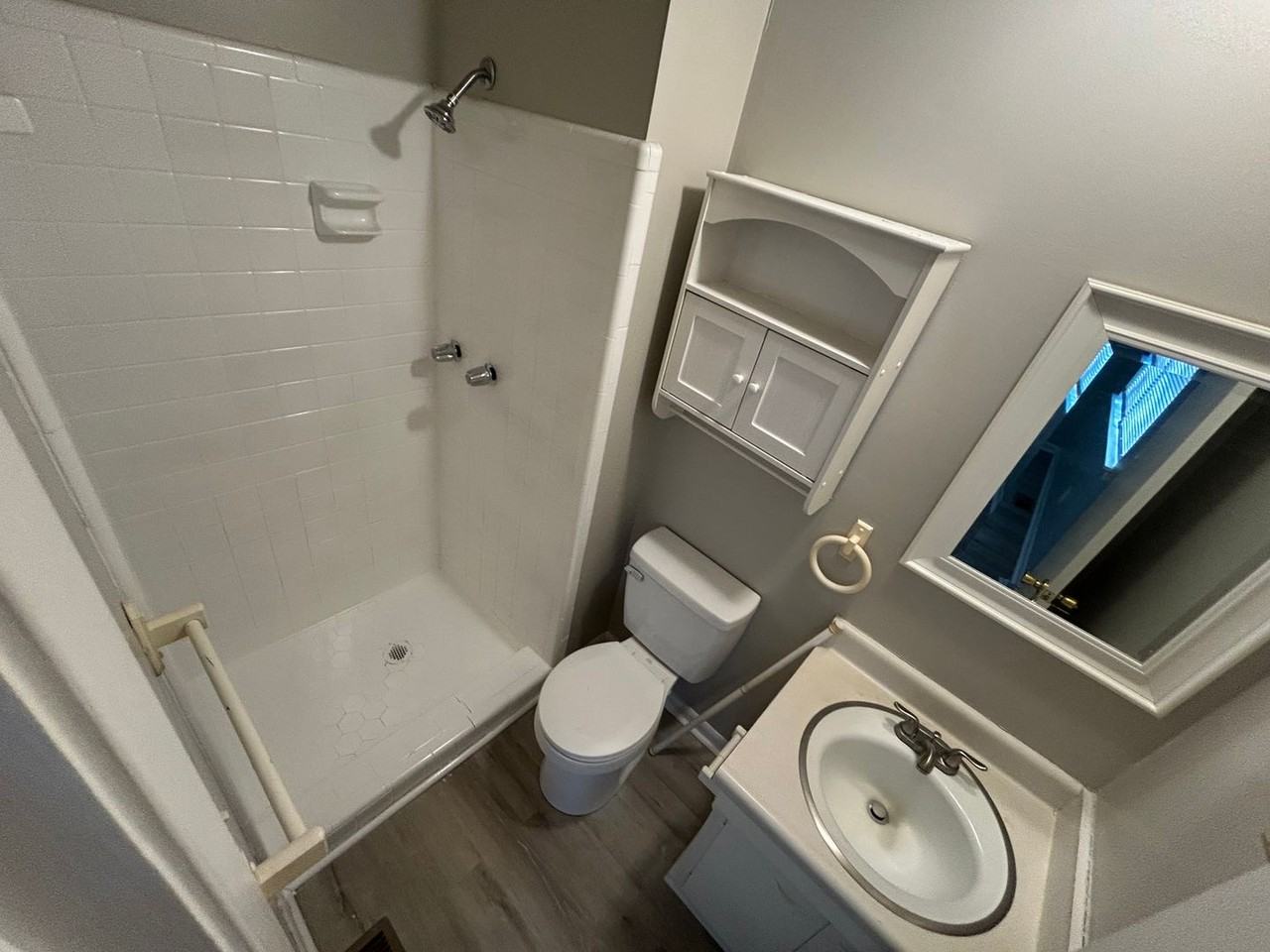 6013 Cowin Dr Nw - Photo 5 of 9