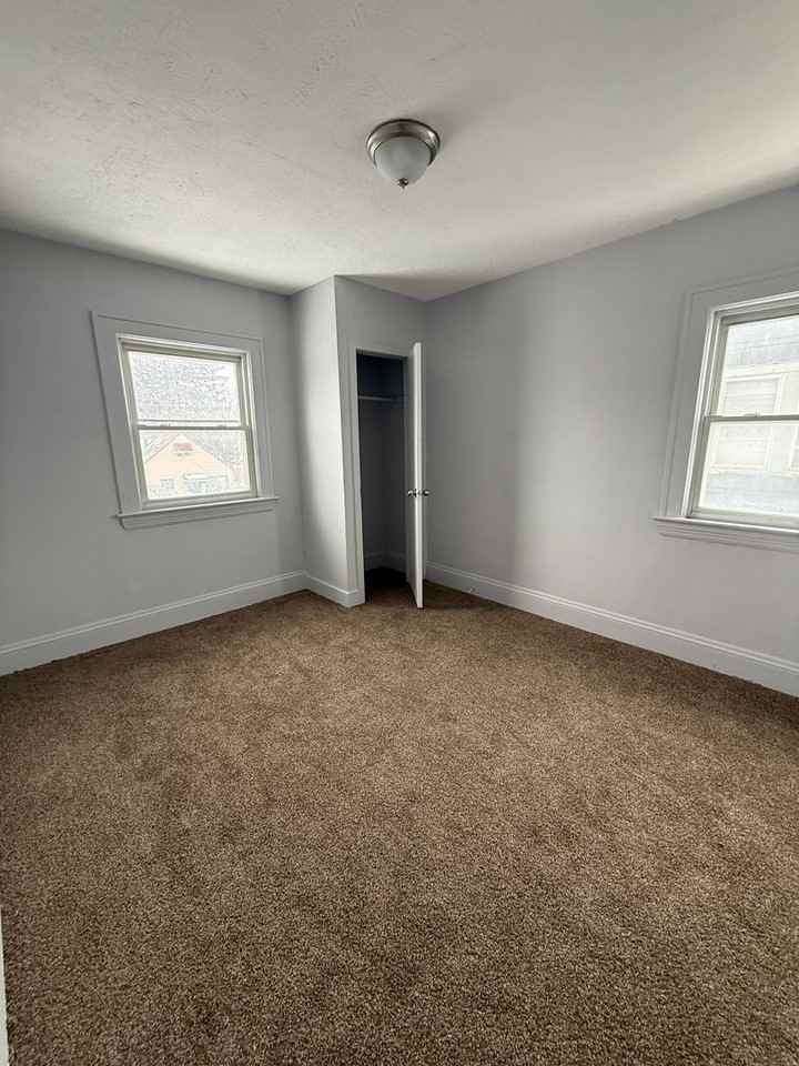 15106 Edgewood Ave - Photo 5 of 9