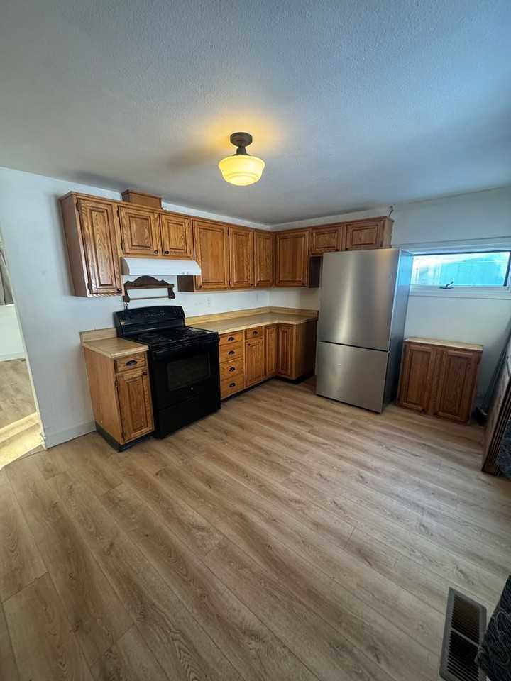 1808 Twining Dr - Photo 6 of 17