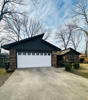 featured image of 3406 Erin Oaks St