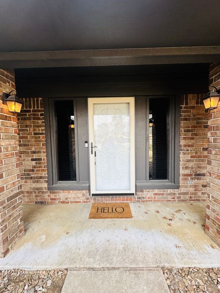 3406 Erin Oaks St - Photo 4 of 33