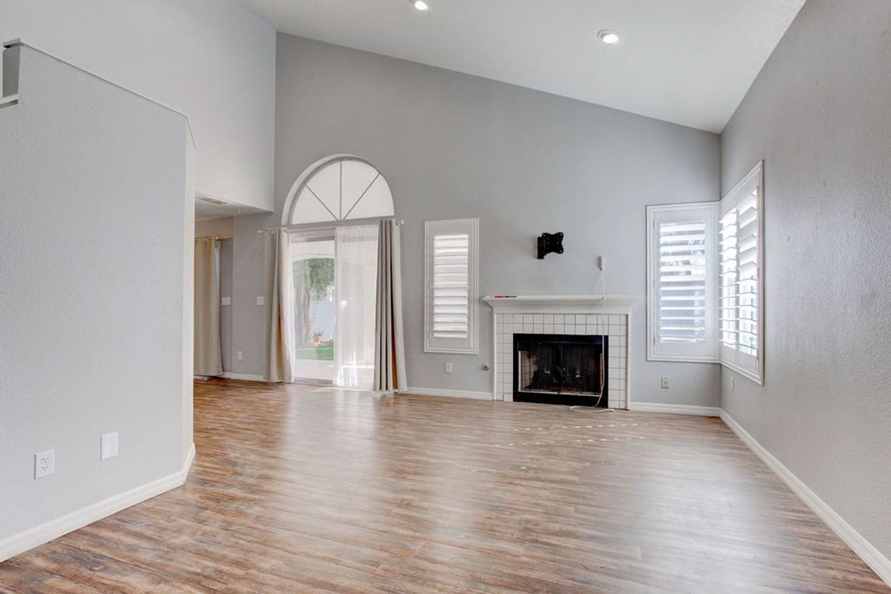 7044 Morales Cir - Photo 2 of 38