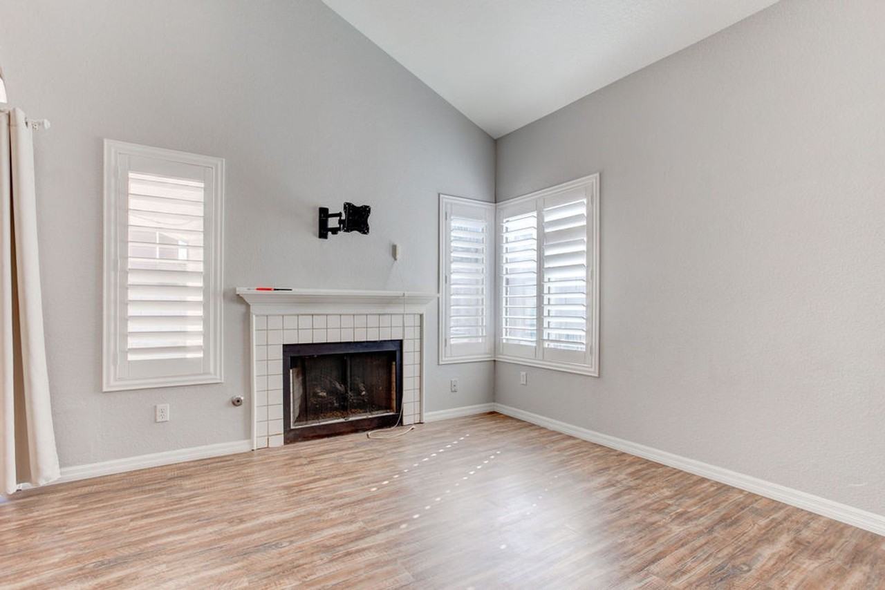 7044 Morales Cir - Photo 3 of 38