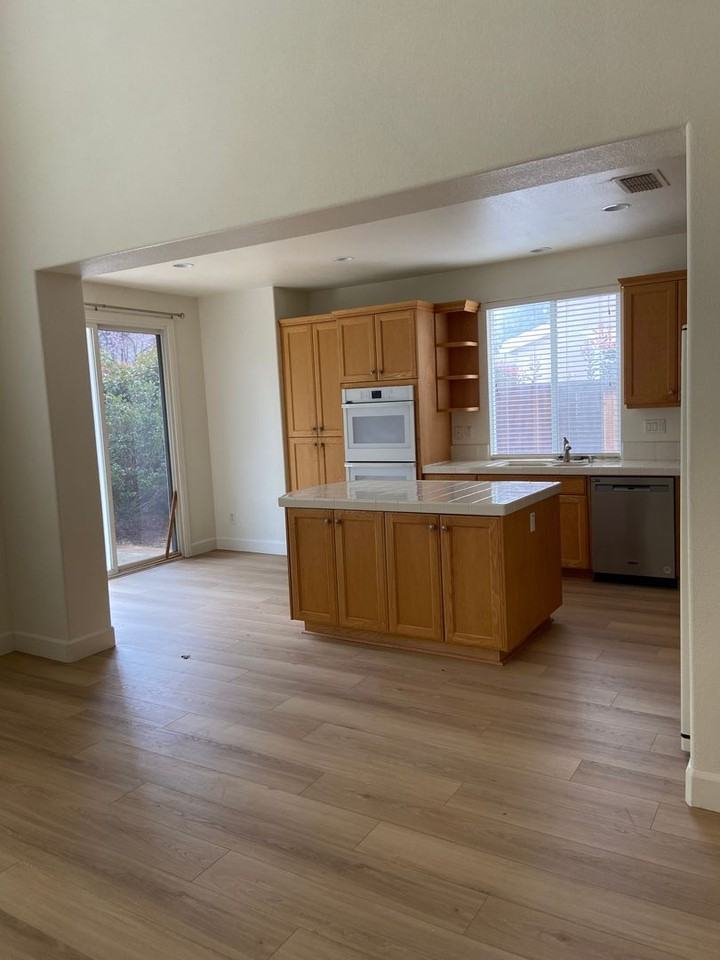 1137 Kidder Way - Photo 7 of 24