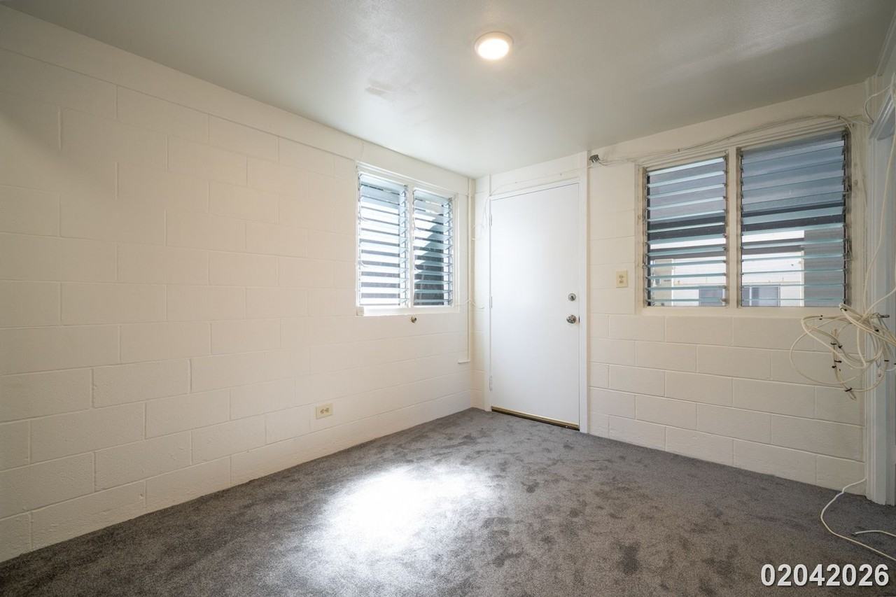 1835 Akone Pl #B - Photo 5 of 15