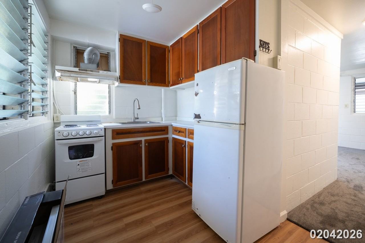1835 Akone Pl #B - Photo 6 of 15