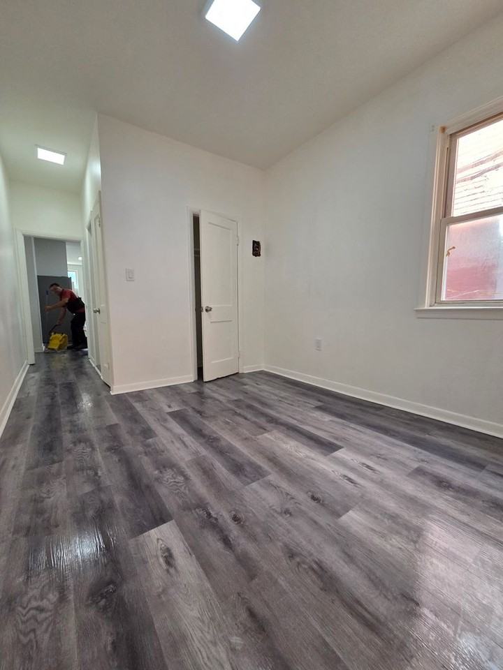 3605 5th St - Photo 4 of 5