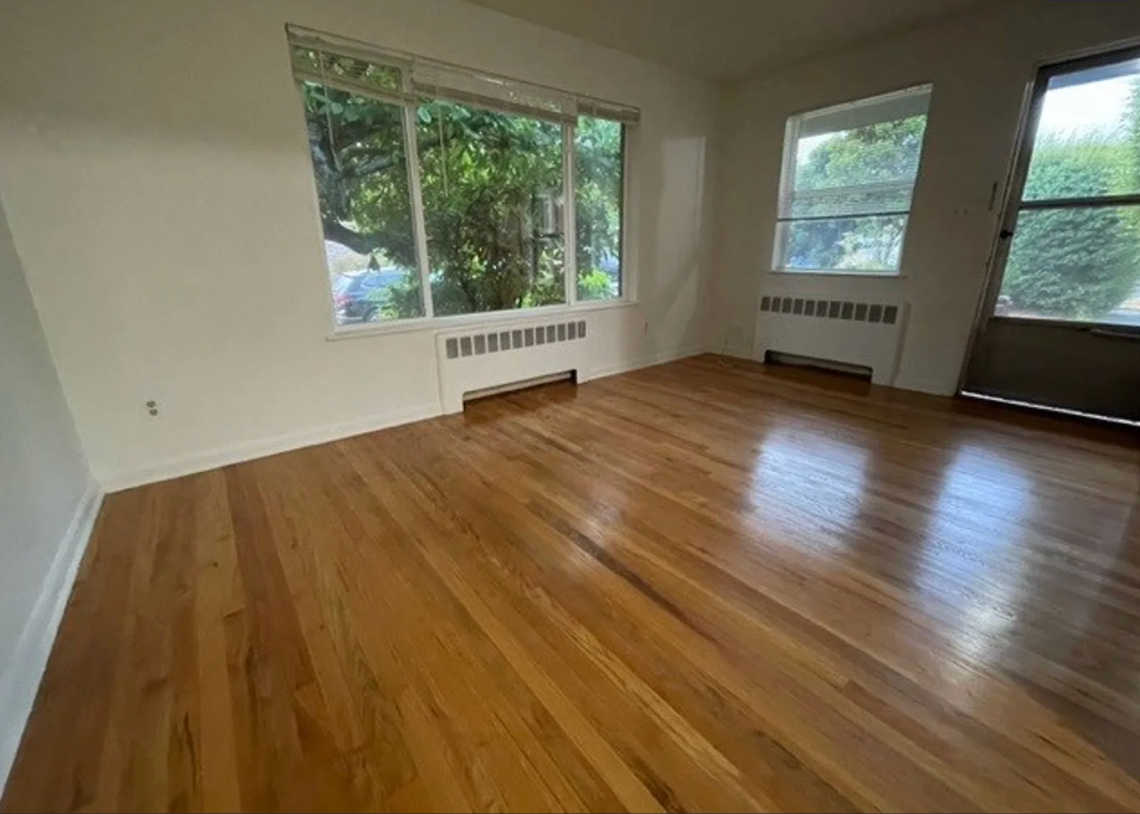 1535 California Ave Sw - Photo 4 of 10