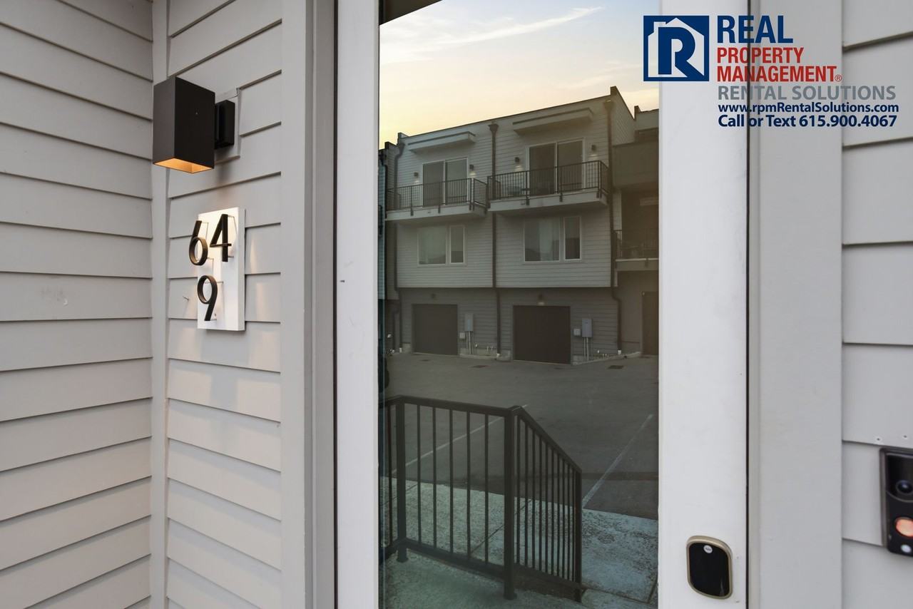 64 Fern Ave #9 - Photo 5 of 22