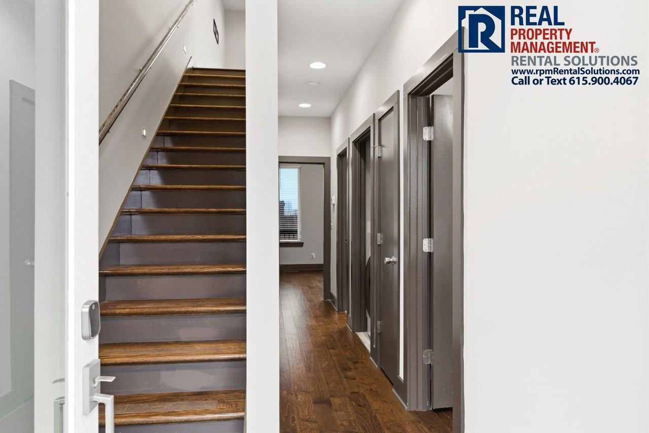 64 Fern Ave #9 - Photo 6 of 22