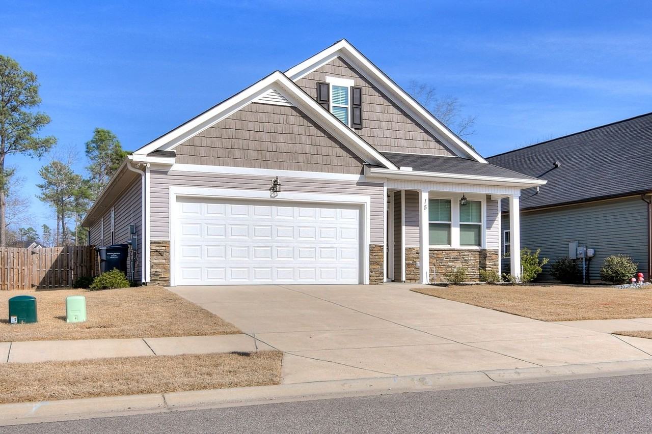 15 Coslett Dr - Photo 2 of 37