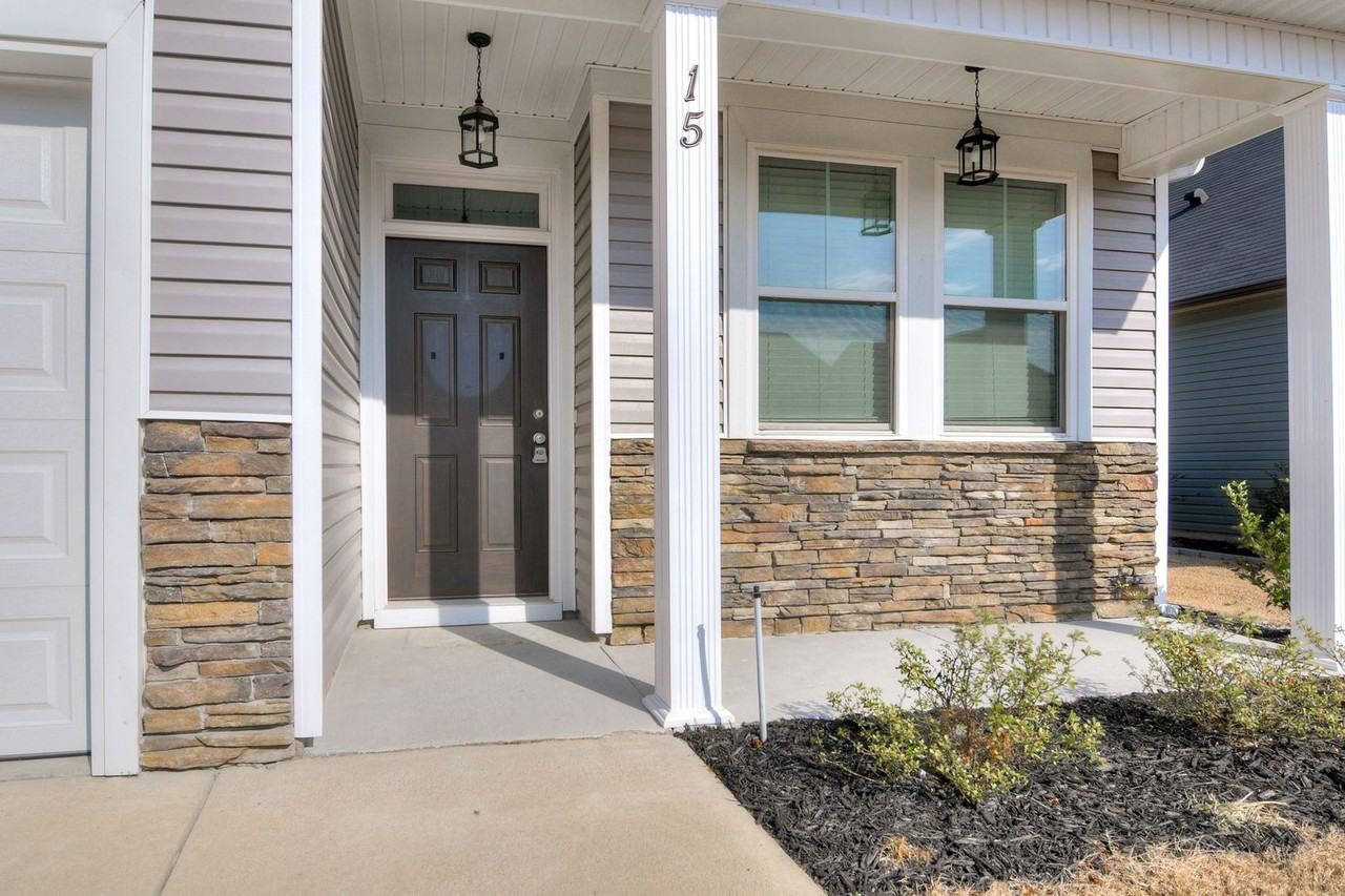 15 Coslett Dr - Photo 4 of 37