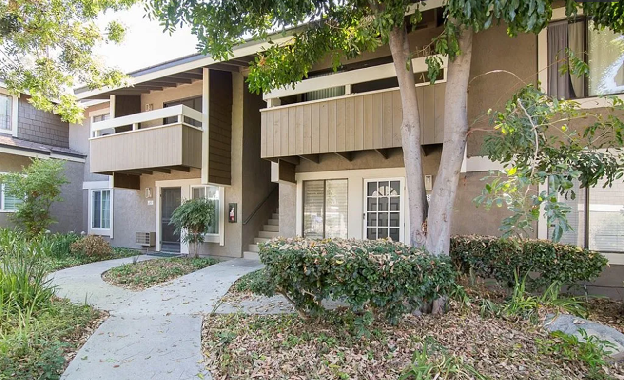 230 Springview - Photo 2 of 32