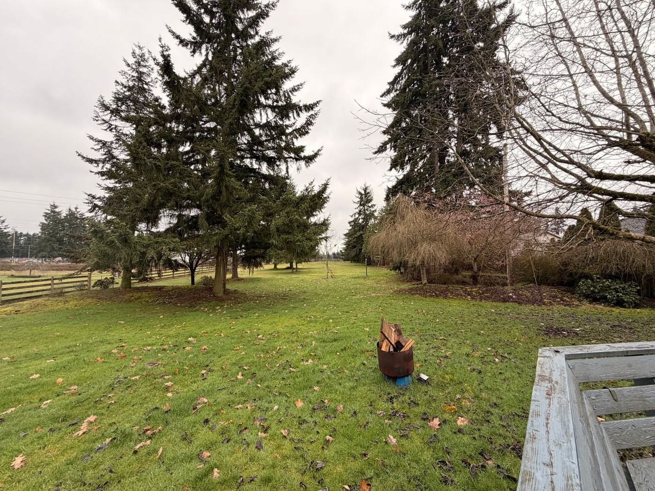 18417 40th Ave E - Photo 7 of 37