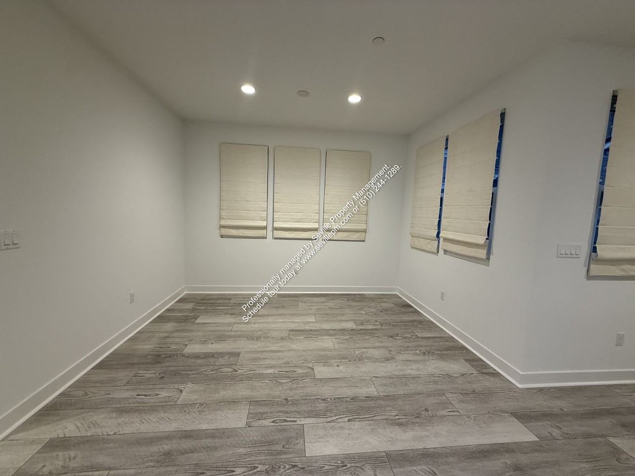 1922 Willow St - Photo 5 of 36