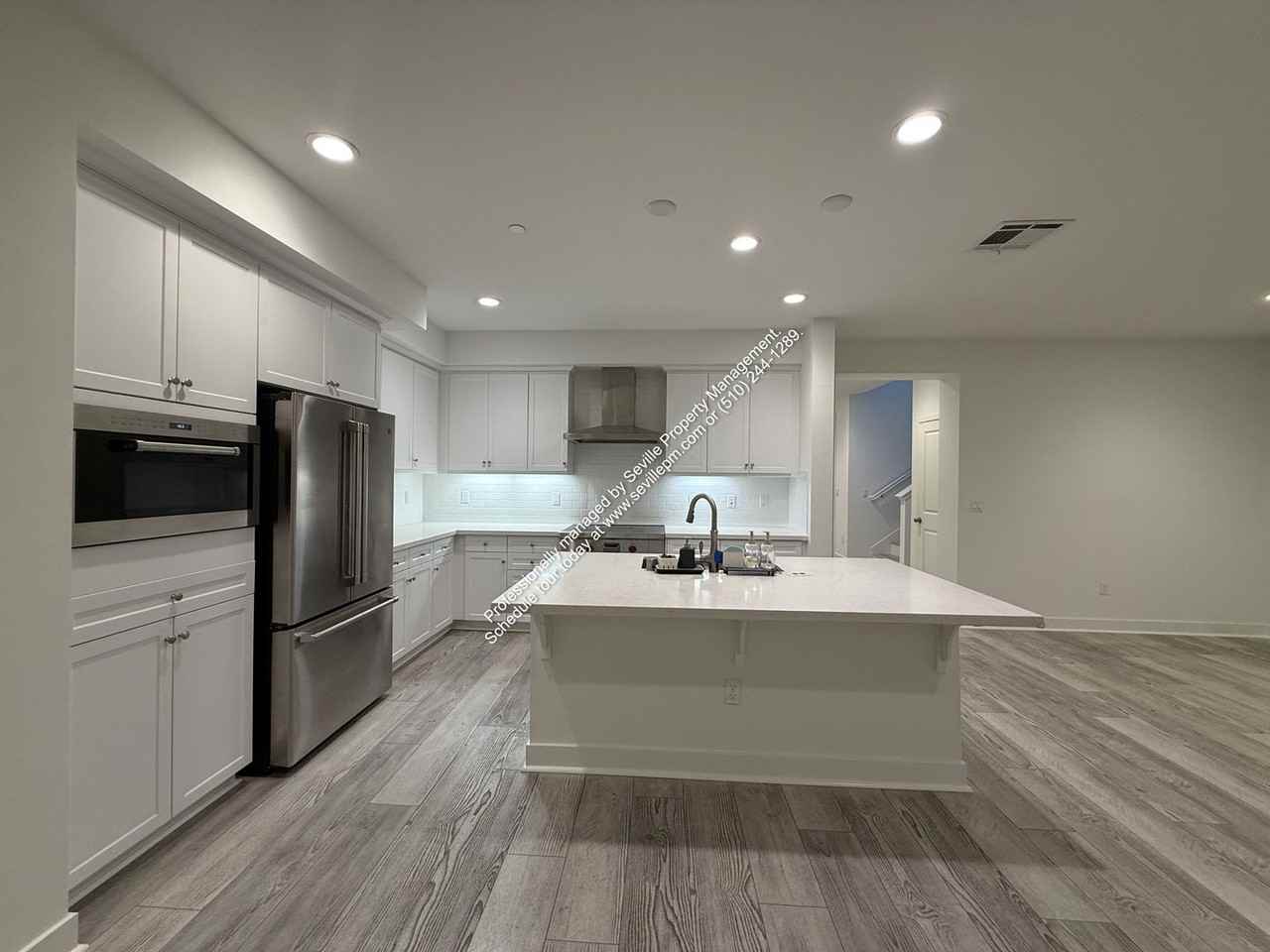 1922 Willow St - Photo 6 of 36