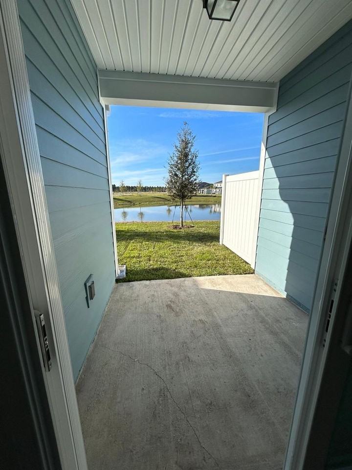 631 Cherry Elm Dr - Photo 2 of 12