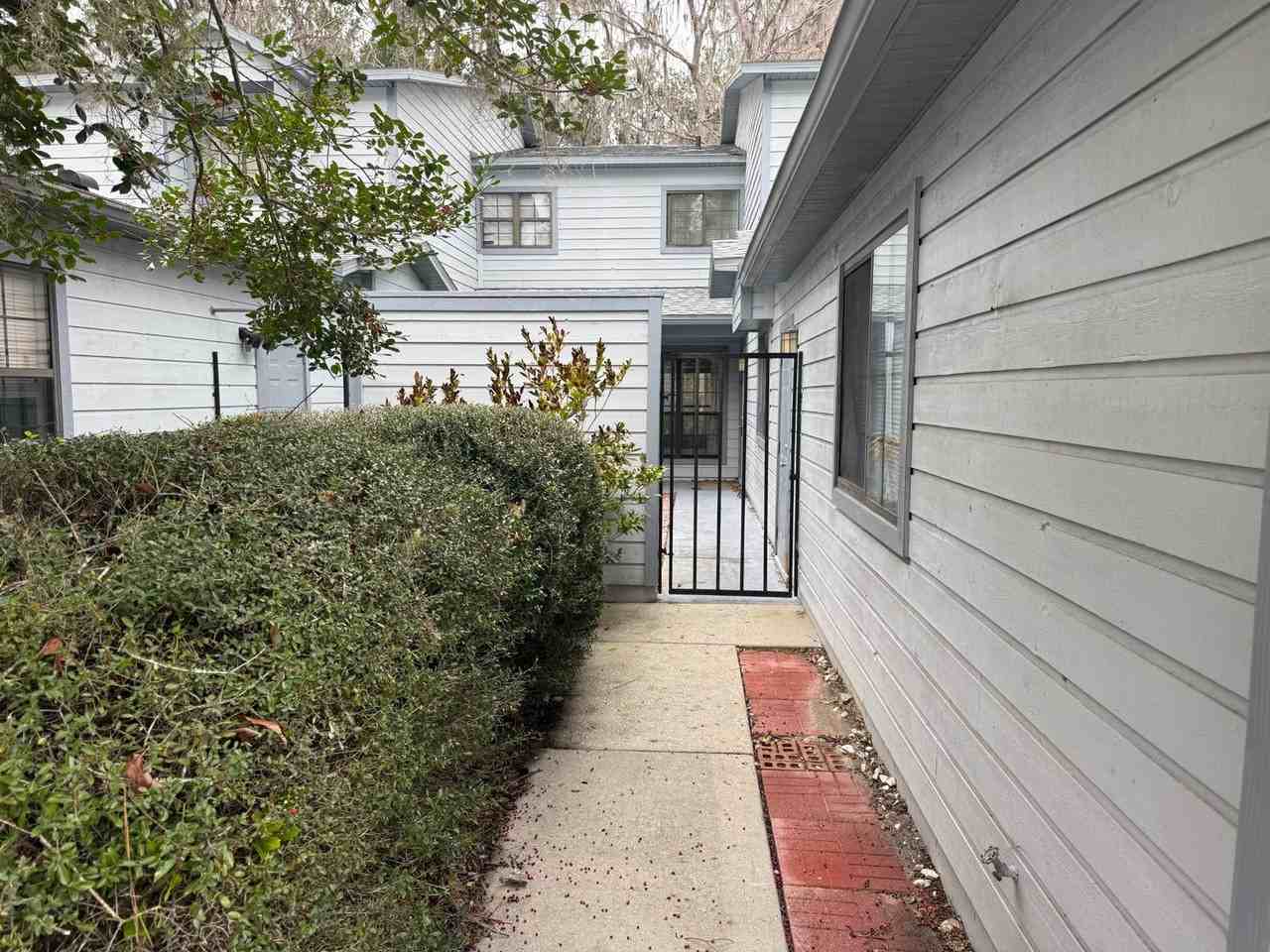 7078 Nw 52nd Ter - Photo 3 of 27