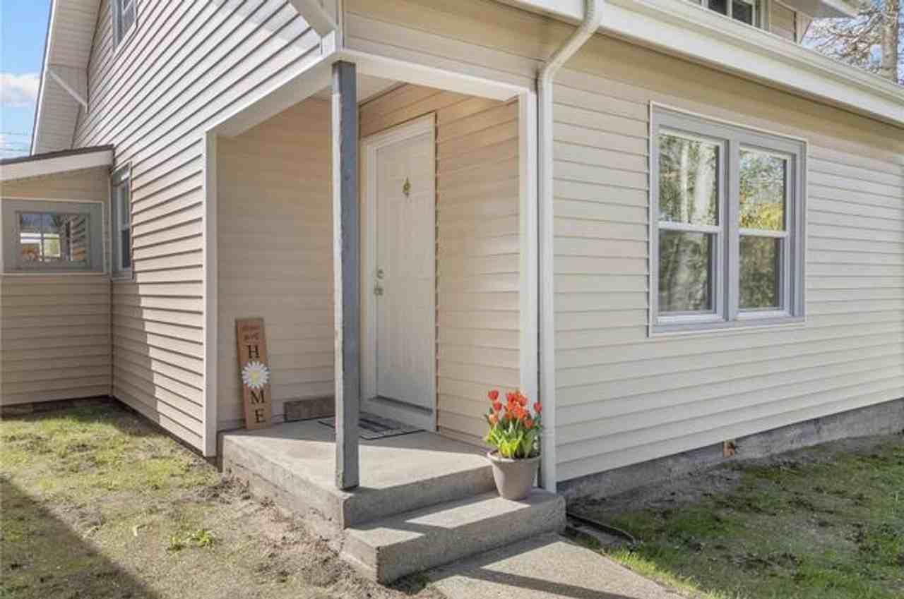 3712 S 10th St - Photo 3 of 15