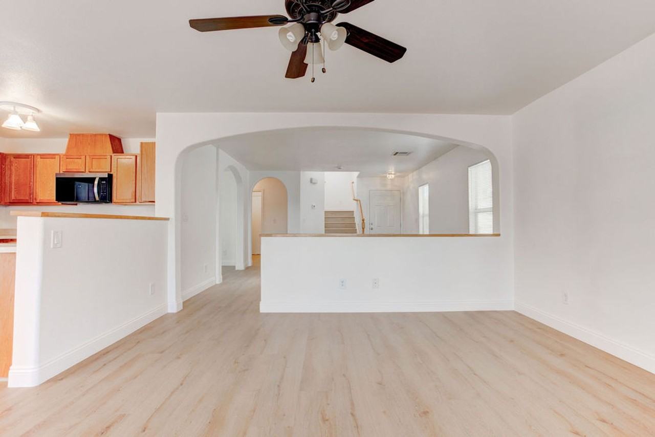 6540 Slate Springs Ct - Photo 2 of 34