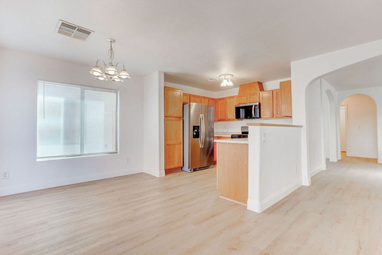 6540 Slate Springs Ct - Photo 4 of 34