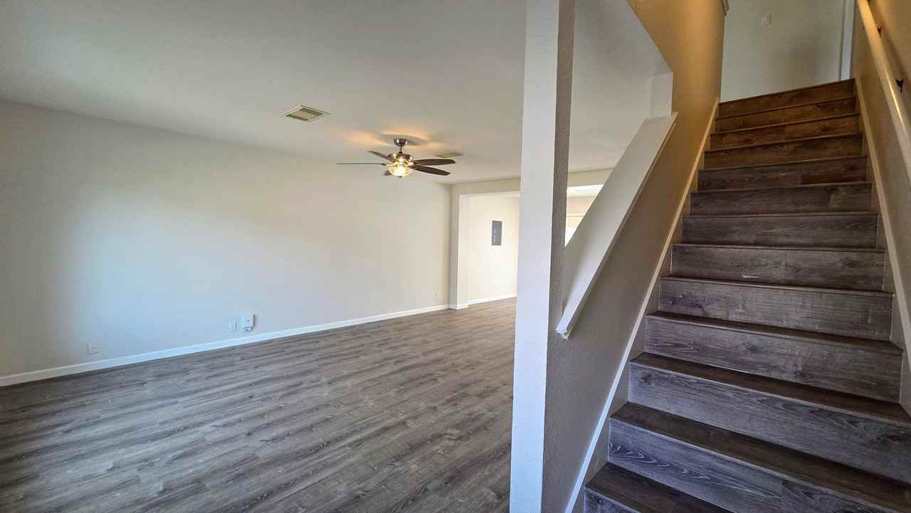 3717 Candlecreek Ct - Photo 2 of 16