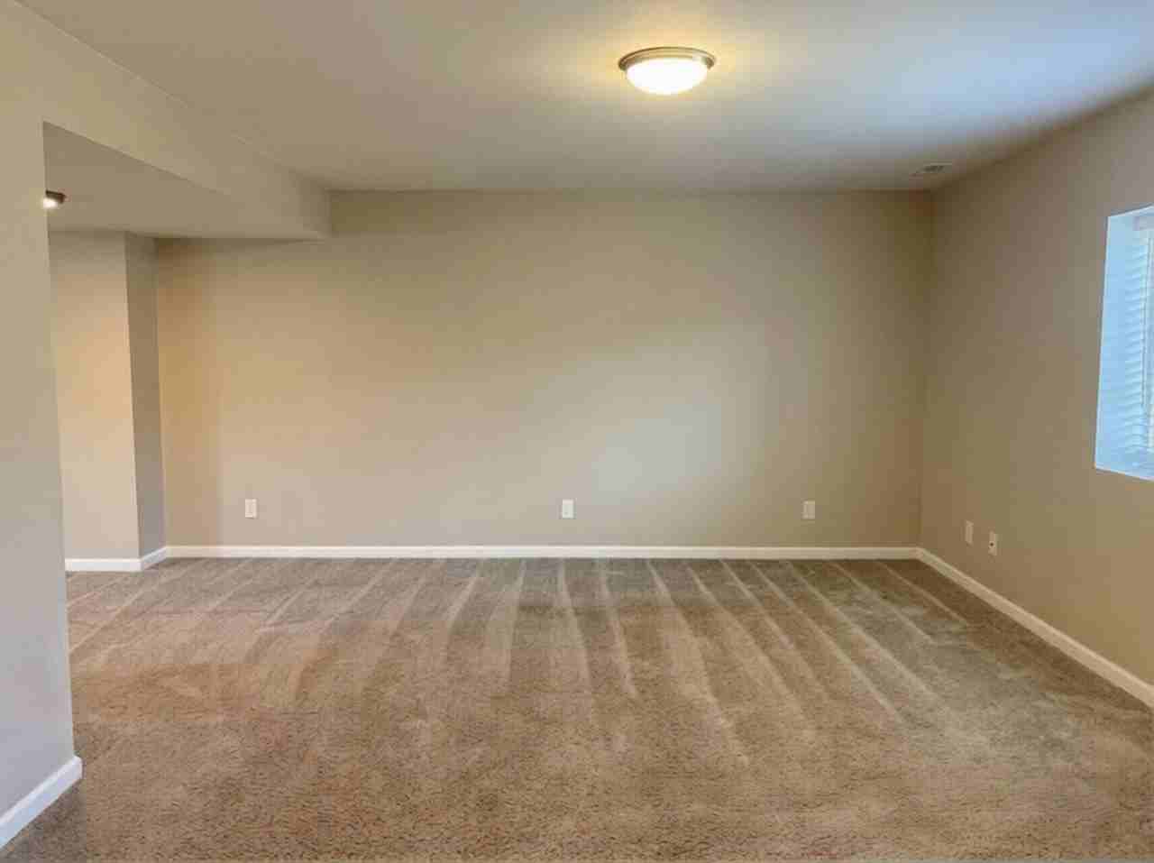 325 Carmel Woods Dr - Photo 5 of 11