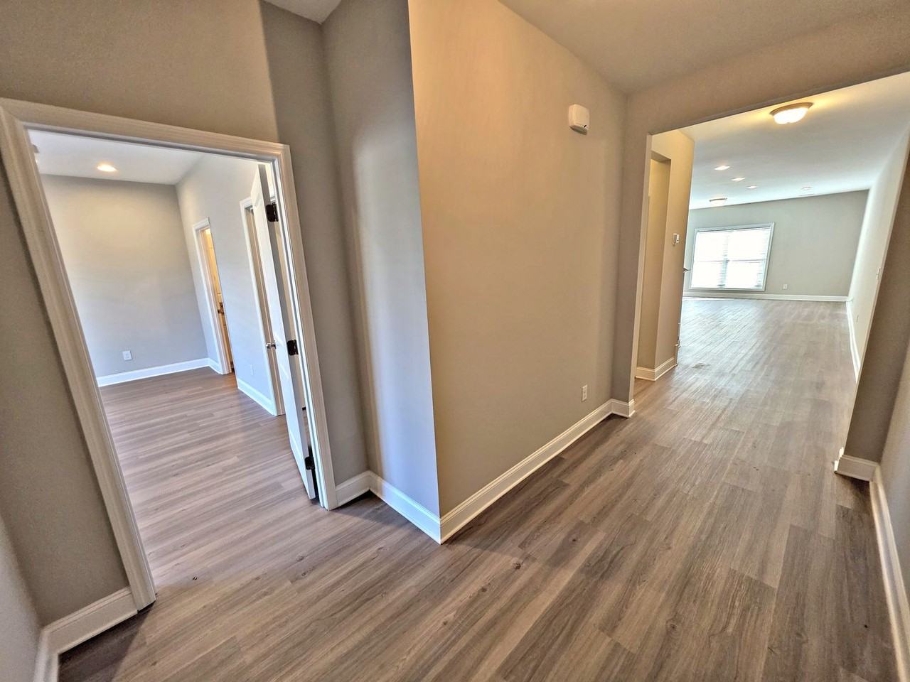 3245 Mcclellan Way Se - Photo 3 of 36