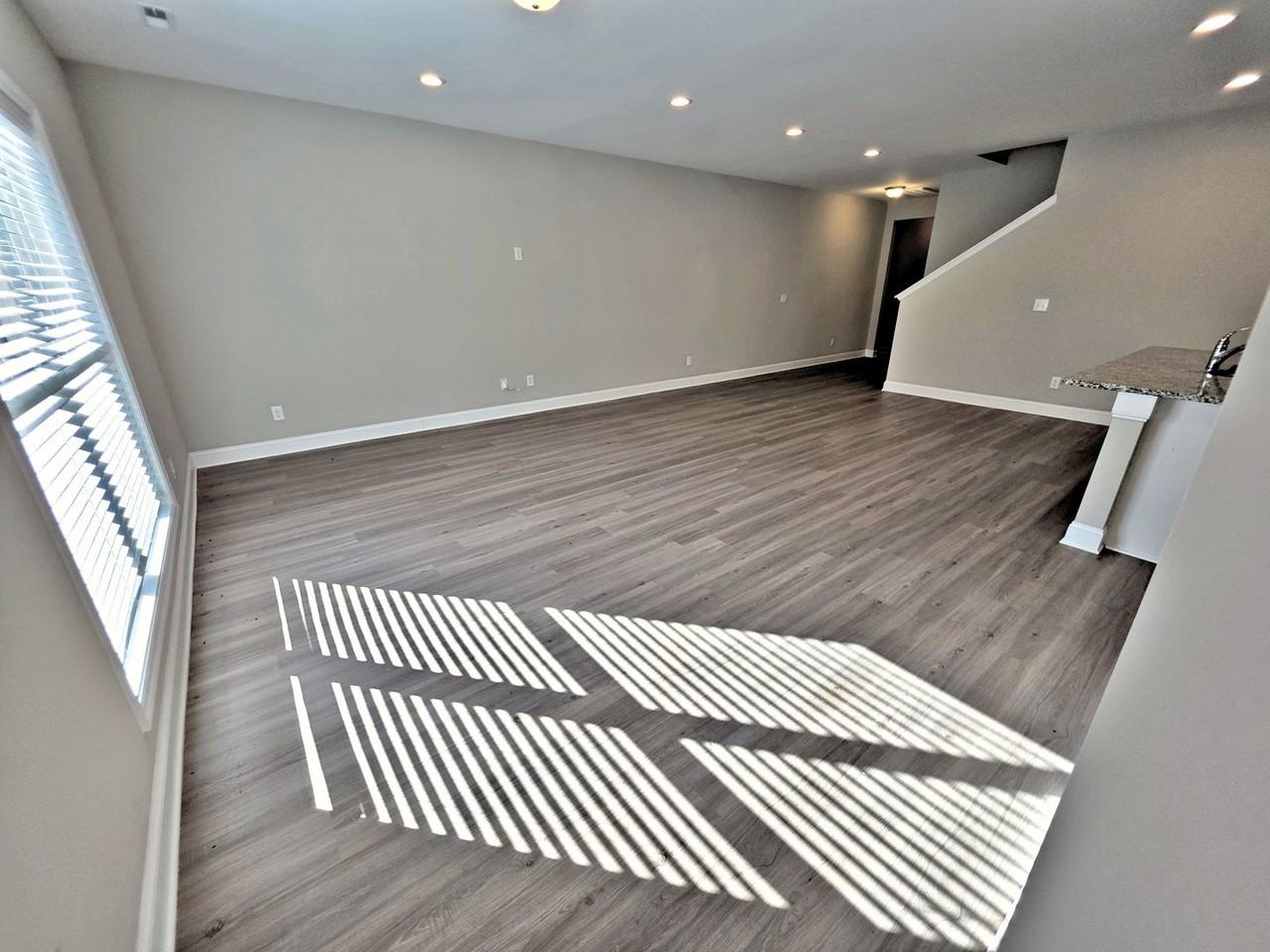 3245 Mcclellan Way Se - Photo 6 of 36