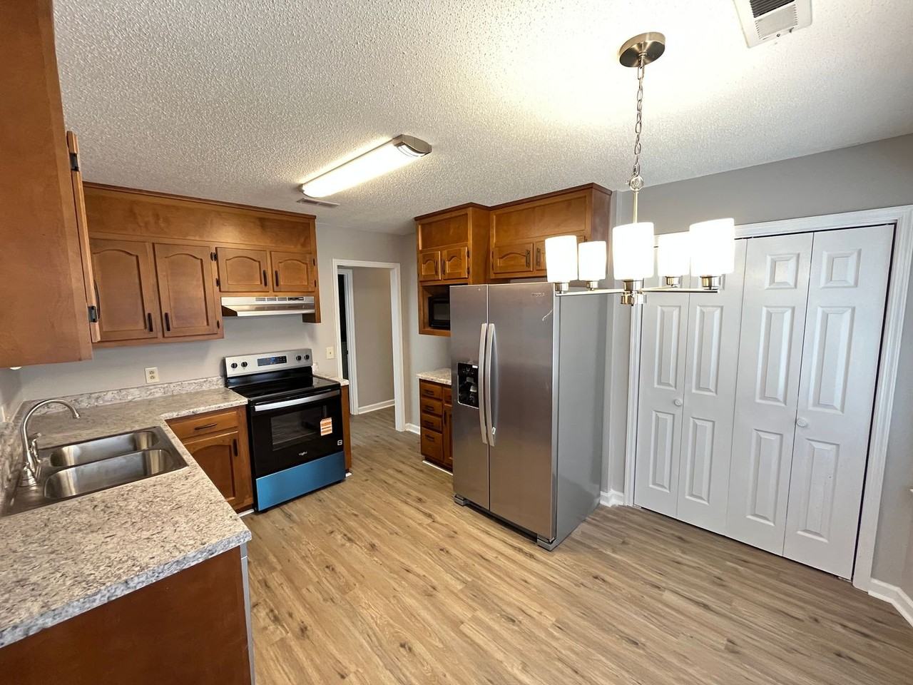 105 Bellhurst Cir - Photo 6 of 24