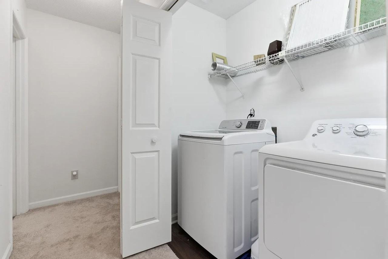 4916 Pine Cone Dr - Photo 4 of 9