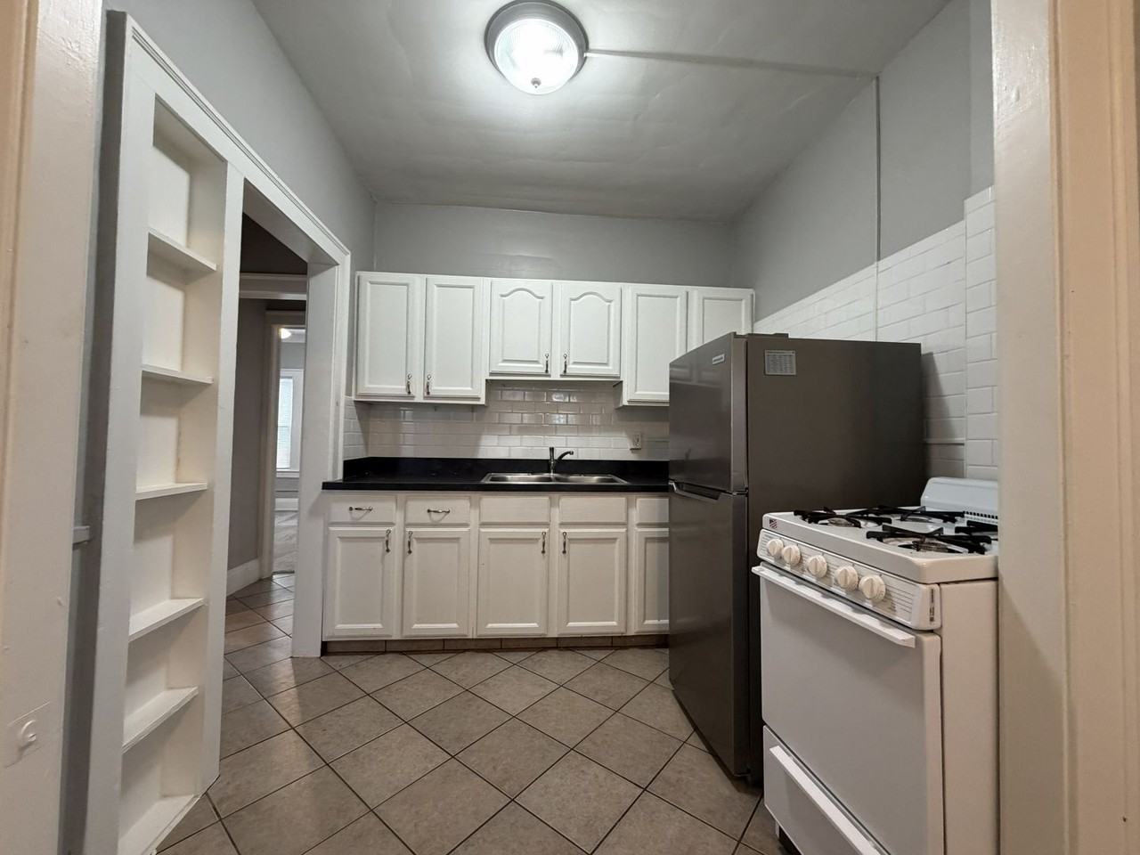 3726 W 159th - Photo 3 of 6