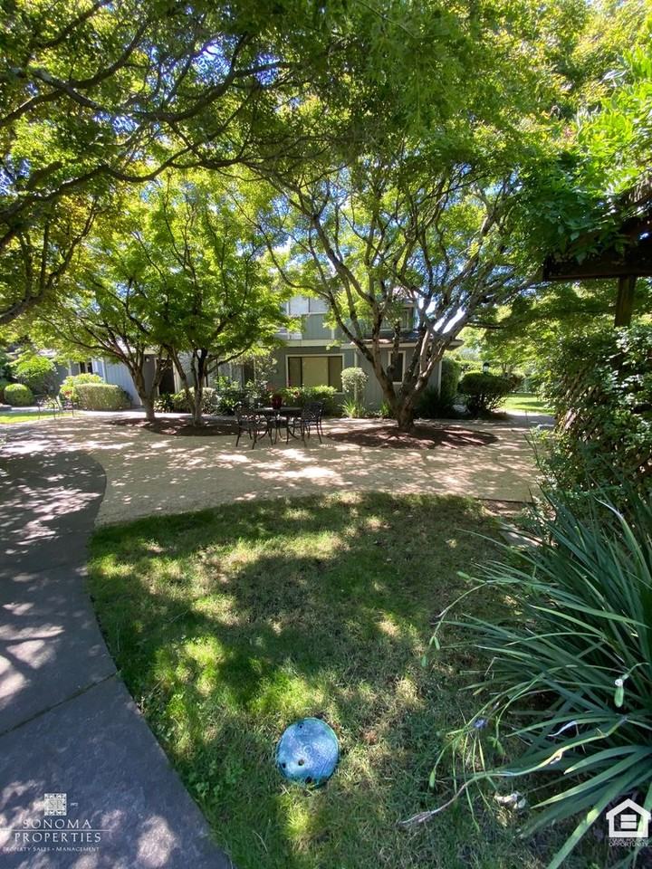 19167 Robinson Rd - Photo 3 of 21