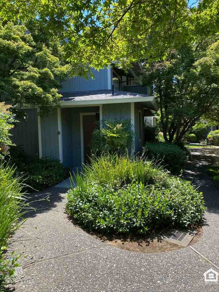 19167 Robinson Rd - Photo 4 of 21